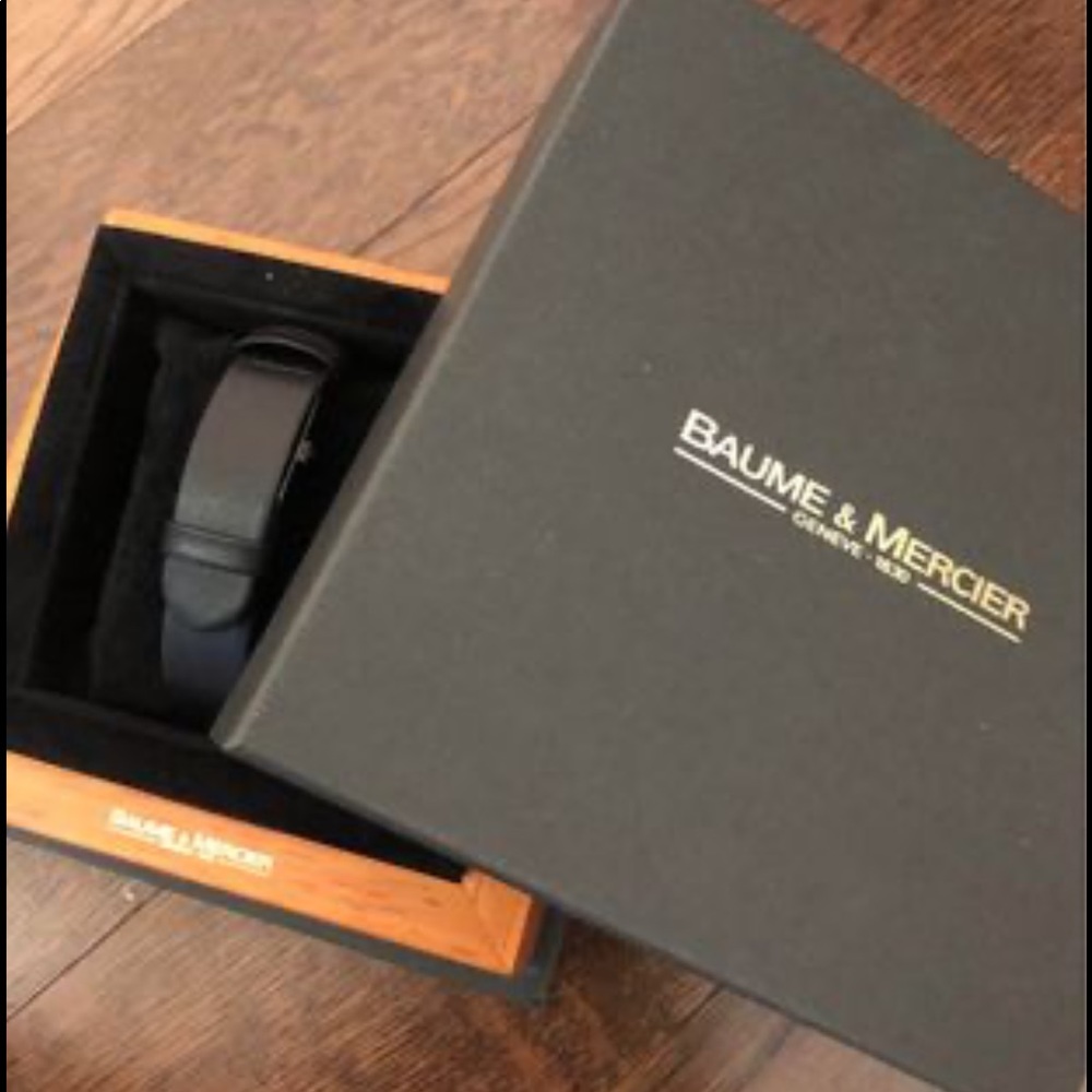 Watch - Picture 3 of 4